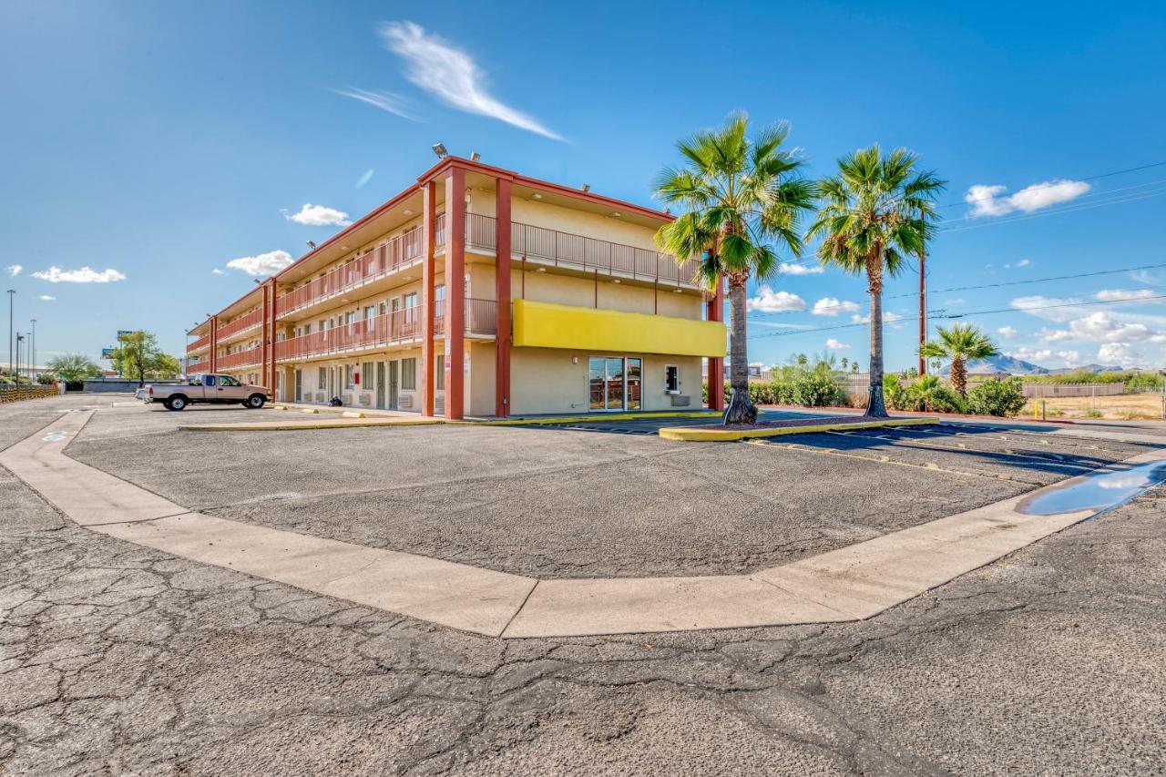 Oyo Hotel Tucson Downtown Dış mekan fotoğraf