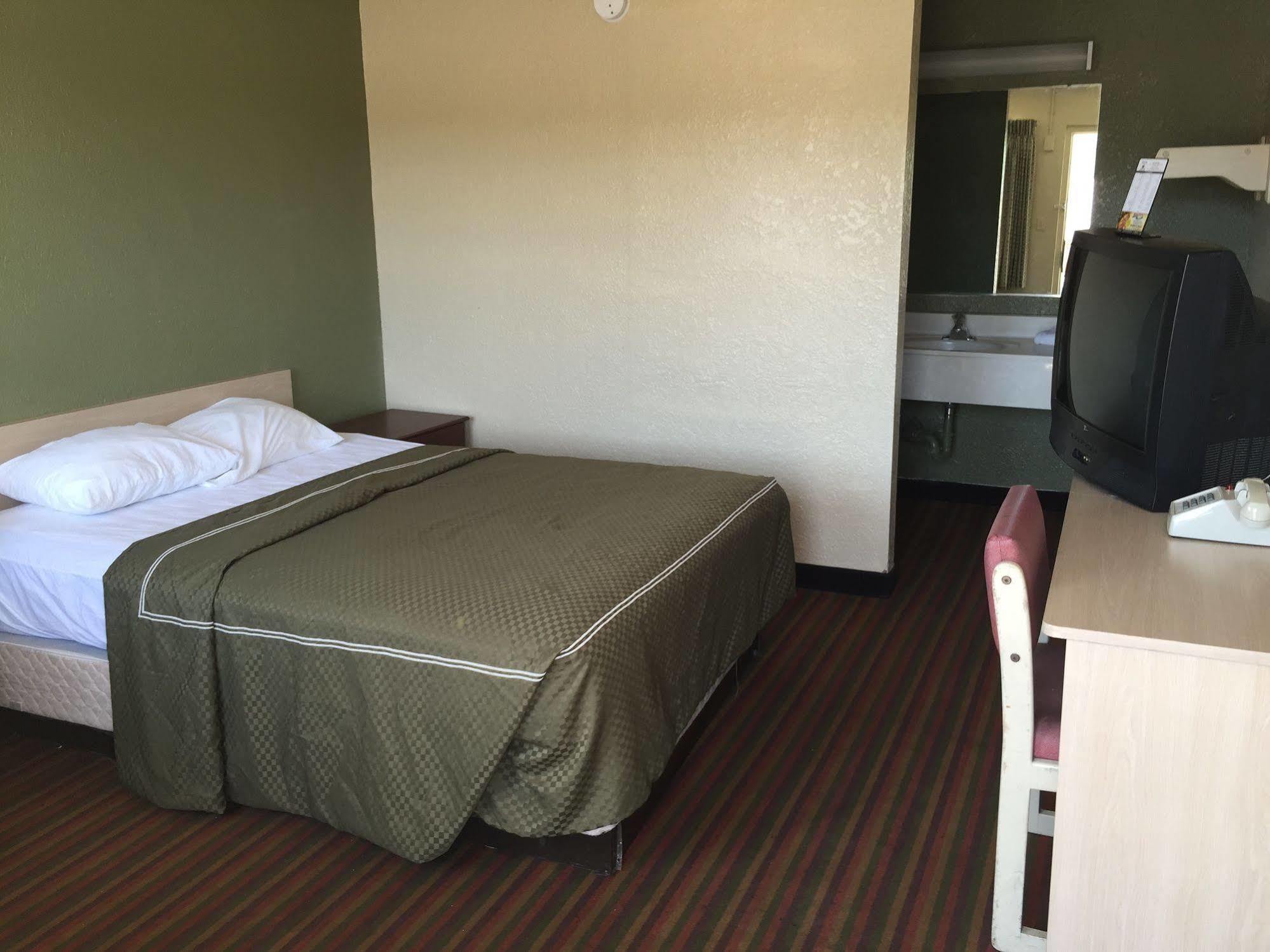 Oyo Hotel Tucson Downtown Dış mekan fotoğraf