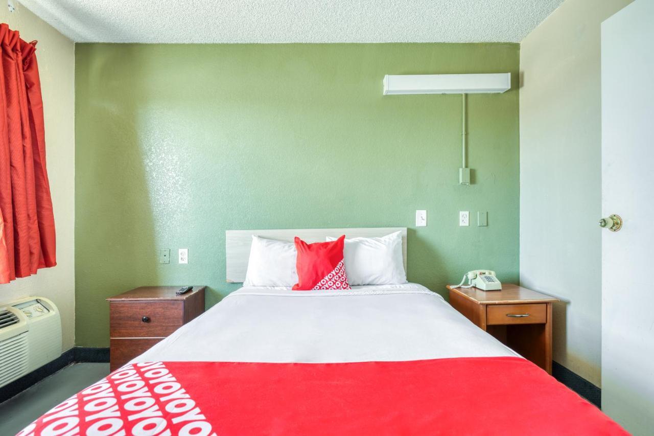 Oyo Hotel Tucson Downtown Dış mekan fotoğraf