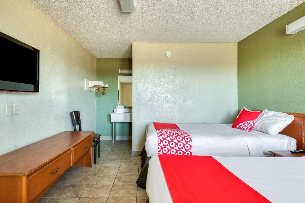 Oyo Hotel Tucson Downtown Dış mekan fotoğraf