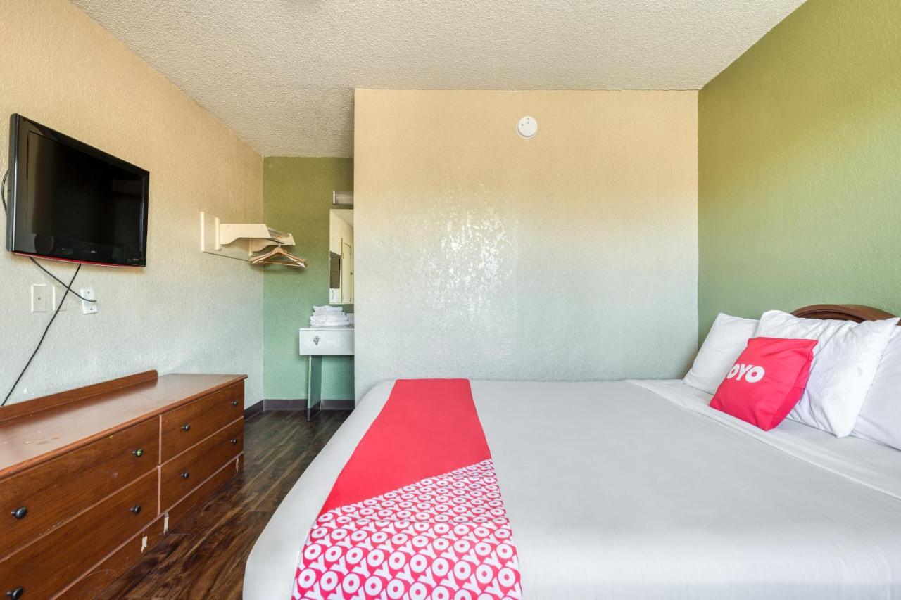 Oyo Hotel Tucson Downtown Dış mekan fotoğraf