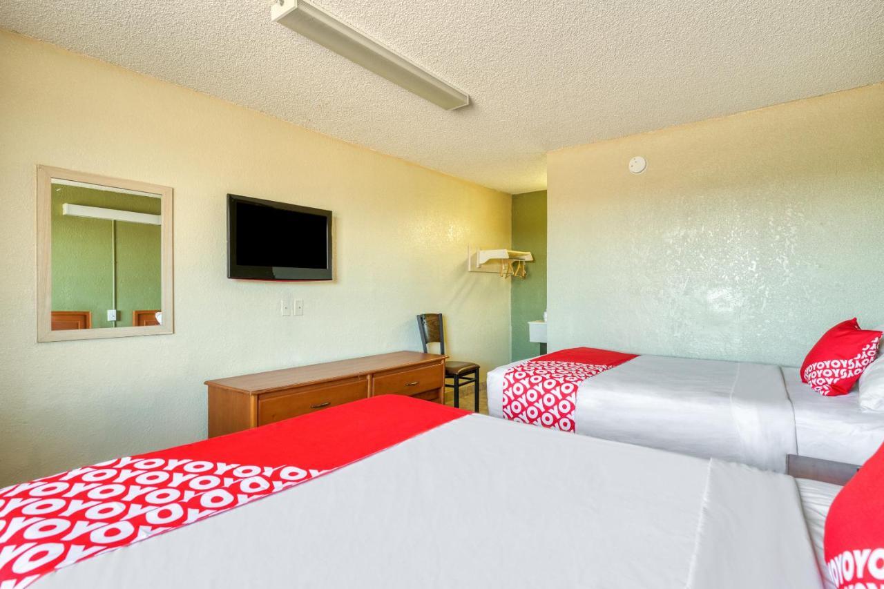 Oyo Hotel Tucson Downtown Dış mekan fotoğraf